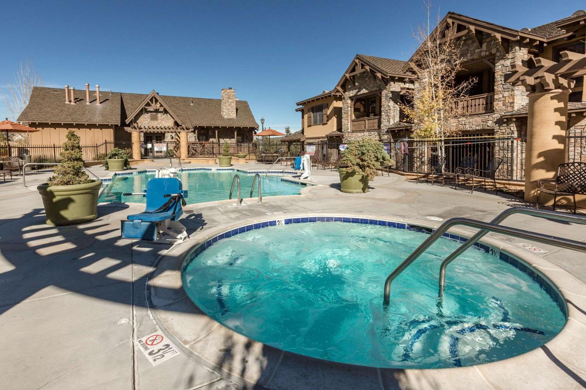 Bluegreen Vacations Big Bear Village, Ascend Collection Lac Big Bear